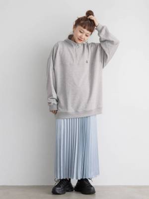 春コーデの主役に♡ レトロっぽさが可愛い！【プリーツスカート】