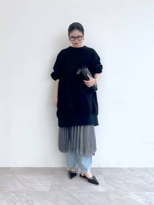 春コーデの主役に♡ レトロっぽさが可愛い！【プリーツスカート】