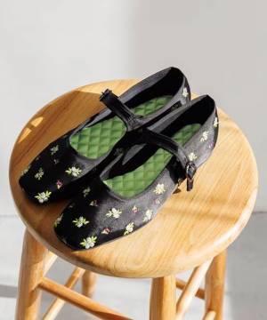 この春狙いたい！【今っぽフラットシューズ】で即垢抜け♡