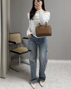 『親友にも褒められた♡』【ZARA】大人っぽくて上品♡「肩出しトップス」