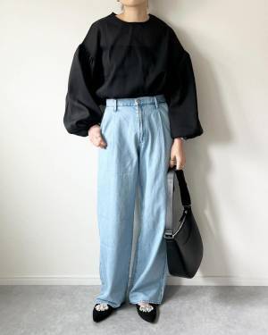 《もう買った？？》【ユニクロ】春コーデとも相性抜群♡「優秀バッグ」