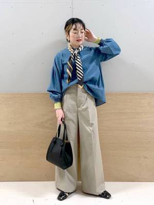 可愛さ、想像以上かも！【グローバルワーク】スタッフ一押し♡「デニムブラウス」