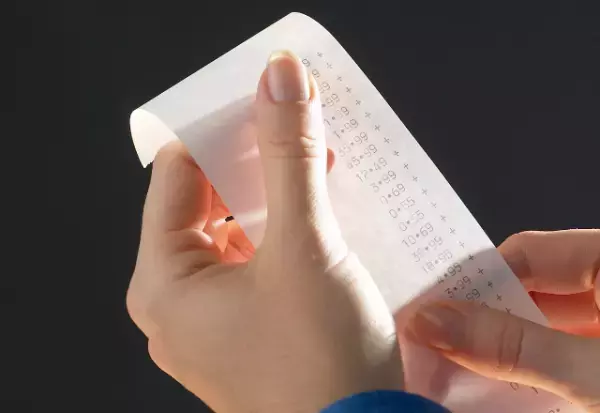 家に帰ると…私「私のレシートじゃない」部屋の様子がおかしい…？”監視カメラの映像”を見た結果…「何してんのこの人！？」