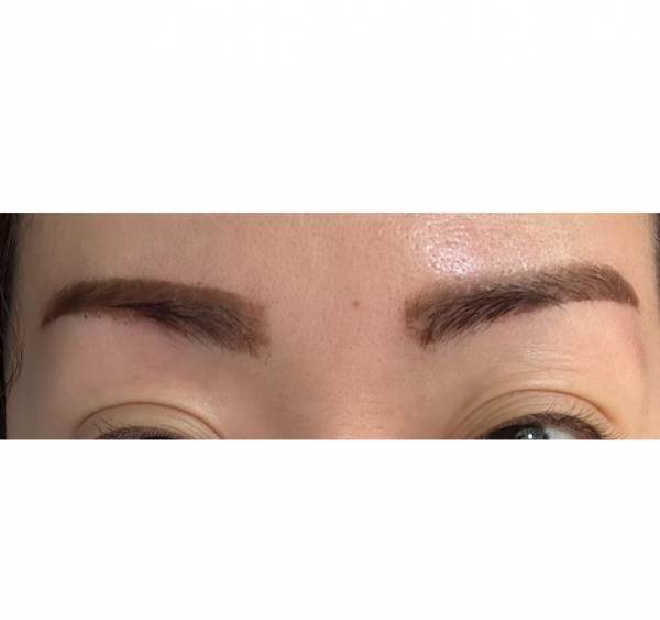 《すっぴんでも怖くない♡》【韓国コスメ】の”眉ティント”を使ってみた！