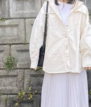 ビッグシャツはホワイト一択！3役こなす【Right－on】の”フラップポケットビッグシャツ”を紹介