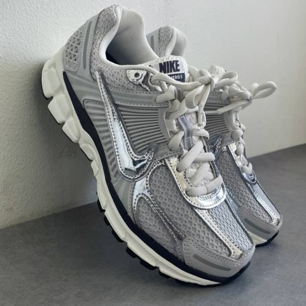 コーデが盛り上がる♡【VANS】【NIKE】春の”スニーカー”コーデ集！