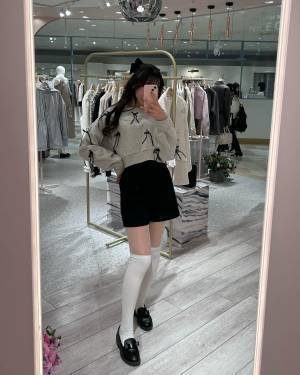 “程よい肌見せ”がポイント！春に着こなしたい【モノトーンコーデ】