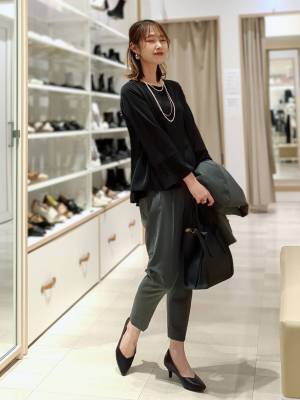 体型カバーにも期待♡【グローバルワーク】の「ペプラムトップス」で華やかコーデ！