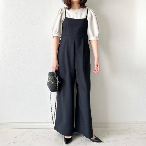 『きれい見えする』って！【GU】二の腕カバーにも期待♡「ぽわん袖Tシャツ」