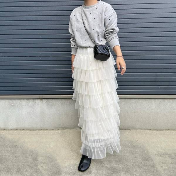 《存在感抜群♡》売り切れ前に急げッ！！【しまむら】主役級の可愛さ♡「チュールスカート」