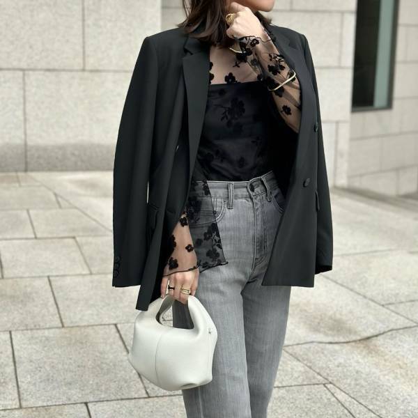 「高見えするからお気に入り」って！【ユニクロ】美シルエットに惚れる♡「大人ジャケット」