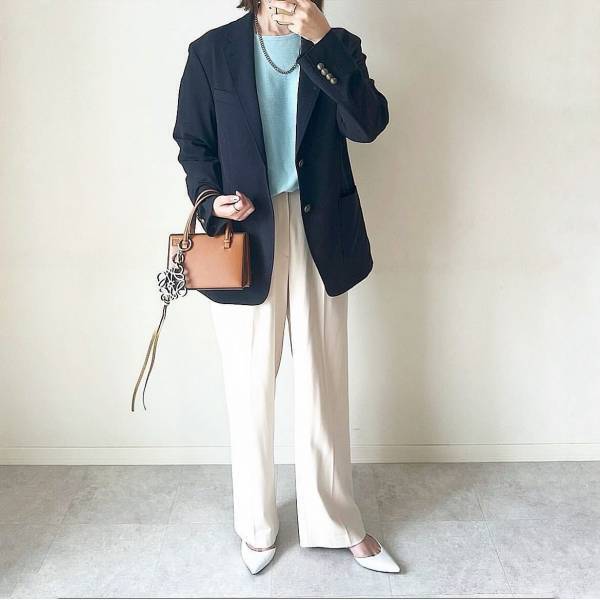 「高見えするからお気に入り」って！【ユニクロ】美シルエットに惚れる♡「大人ジャケット」