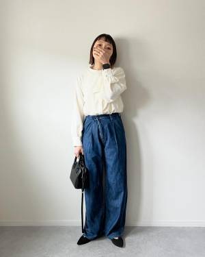 淡い色味にキュン♡【ユニクロ】完売前に欲しい！「ドレープデニムパンツ」