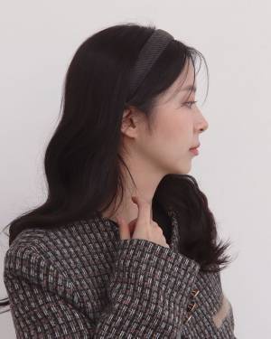 またまた注目！【カチューシャ】でコーデをレトロ可愛く♡