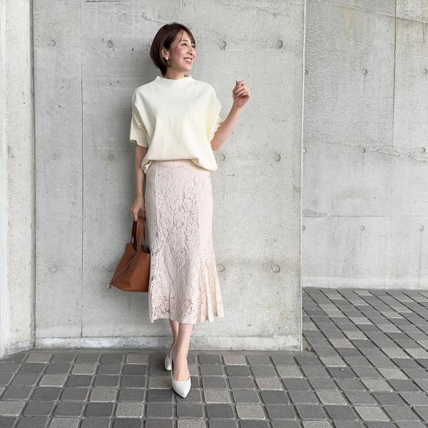 早く真似させてーッ！ 春夏は涼しげな【ホワイトコーデ】が可愛い♡