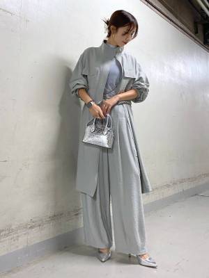 こりゃお値段以上！【FOREVER21】足元から大人っぽ♡「シルバーパンプス」