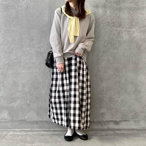 か、かんわいいぃぃい♡【ユニクロ】春コーデに取り入れたい！「イエローカーデ」