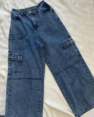 えっ、こりゃヘビロテの予感！【しまむら】穿くだけで即今っぽ！「最旬デニム」