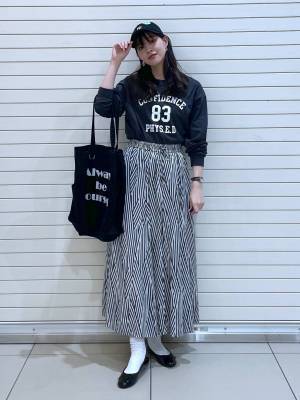 ヘビロテ間違いなし！！【グローバルワーク】春コーデと相性抜群♡「ロンT」