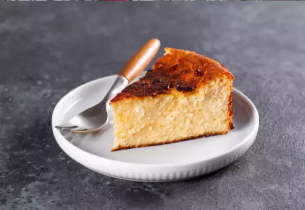 妻「冷蔵庫のチーズケーキ食べましたよね？」家事代行「あ～あの消費期限が切れた…」この直後→妻が反撃した結果…家事代行「慰謝料請求してやる」