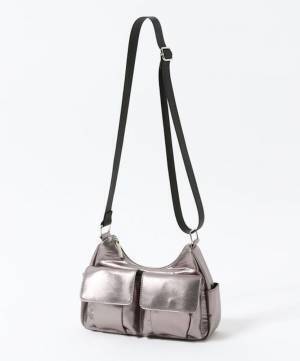 シーズンレスで活躍ッ！ 今っぽ便利な【Wポケットバッグ】が可愛い♡