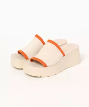 今季は何買う？ 夏前までにゲットしたい【最旬サンダル】をチェック♡