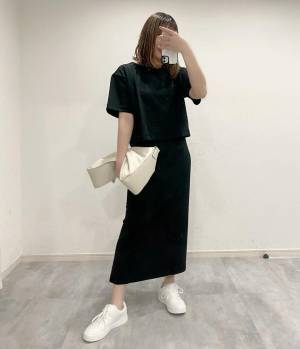 「3色買いして大正解」って♡【ユニクロ】シンプルで使い勝手◎「短丈トップス」