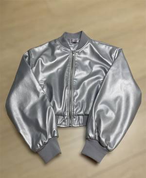 シルバーが推し色♡【しまむら】の試着したら即決だった「ブルゾン」が気になる