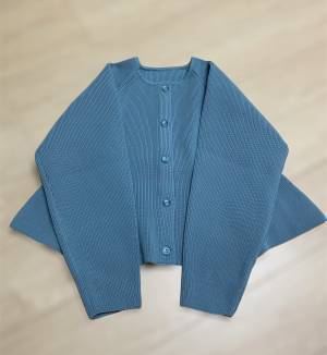 形が可愛くて華やか！【titivate】で見つけた「おしゃれカーディガン」