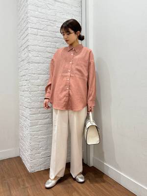 今すぐ真似させてッ！【グローバルワーク】シンプルが可愛い♡「最旬シャツコーデ」