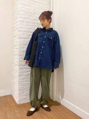 今すぐ真似させてッ！【グローバルワーク】シンプルが可愛い♡「最旬シャツコーデ」