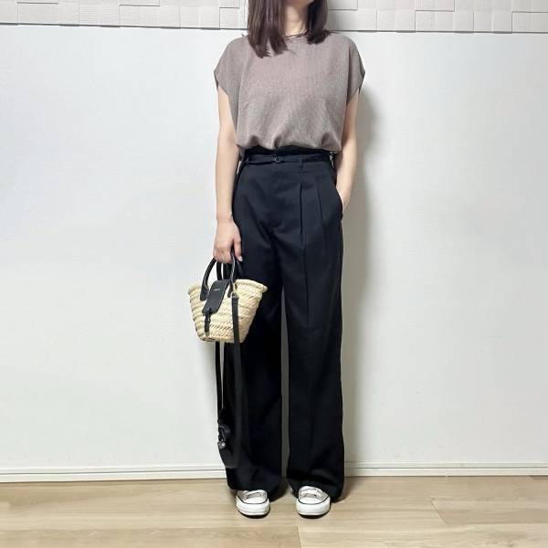 売り切れたら困る、、、！（涙）【GU】SNSでも話題♡「大人っぽトップス」