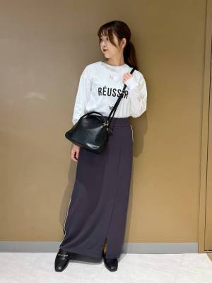 着こなし真似させてぇーッ！！【グローバルワーク】おしゃれスタッフの「ロゴTコーデ」