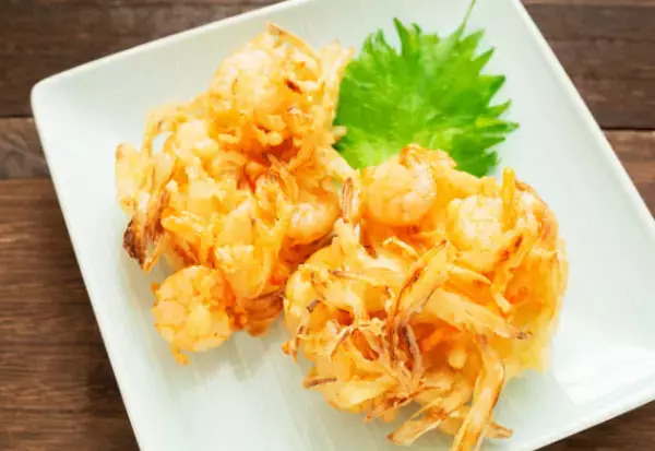 義母が購入した『かき揚げ』を見て…妹「食べちゃダメ！」姉「…え？」⇒妹が暴いた“かき揚げの秘密”にゾッ…