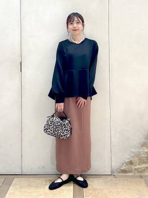 セールきたーーッ♡【グローバルワーク】完売前に欲しい！ 大人の「ペプラムトップス」