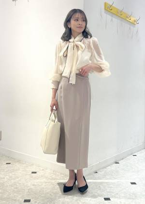 か、可愛いっ♡【ロペピクニック】デートにもオフィスにも◎「華やかトップス」