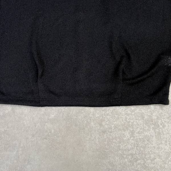 新作！【GU】”ループヤーンウエストタックT”が体型カバーにも最適◎