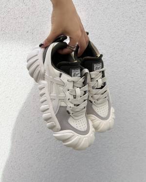 ＜オシャレさんも愛用♡＞ 今買い足すなら【ボリュームスニーカー】が正解かも！