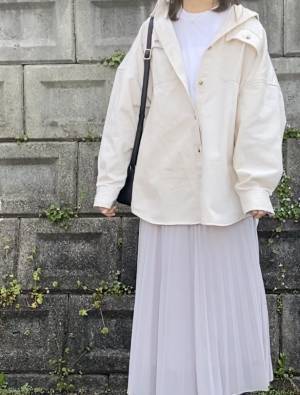 春のデニムは白！【ライトオン】の「ビッグシャツ」コーデまとめ