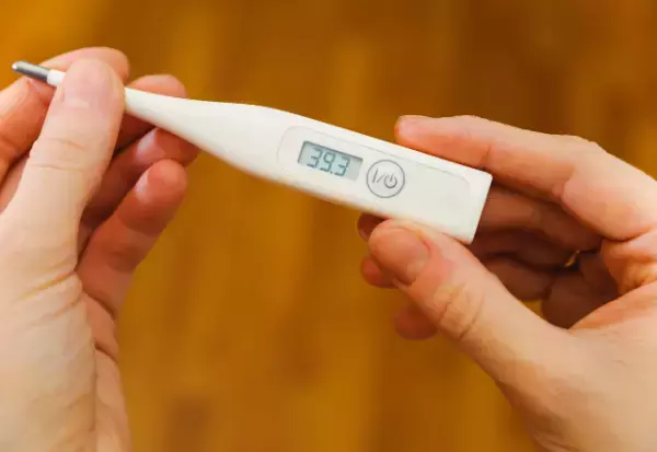 娘が学校で【嘔吐】した！？しかし、医者「身体はどこも悪くない」⇒直後、医師が明かした”衝撃の原因”に…母「そんなこと…」