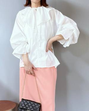 『ぽわん袖』がたまらん♡ 二の腕カバーにも◎【激かわブラウス】