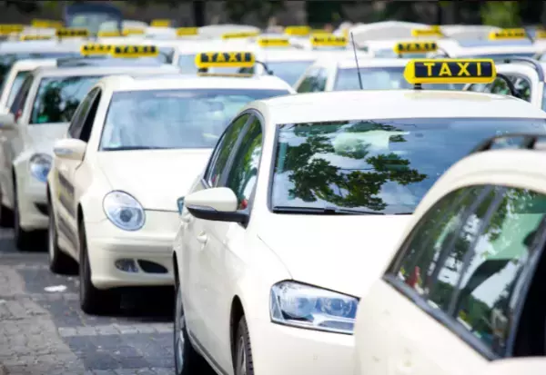 タクシーで…客「1円も払わねぇ！」運転手「じゃあ…」次の瞬間…⇒運転手が取った【容赦ない対応】に…客「は！？」