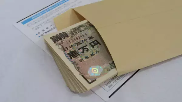 元カノ「妊娠した。養育費50万円払って！」俺「…は？」別れて半年以上たつのに…⇒怪しく思い【DNA鑑定】をした結果…