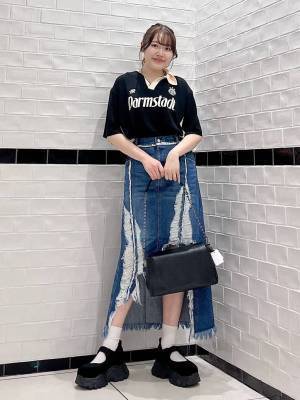 《海外セレブも大注目！》スポーティー & おしゃれ【ブロークコア】知ってる？