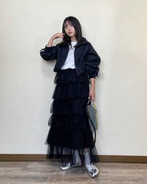 《海外セレブも大注目！》スポーティー & おしゃれ【ブロークコア】知ってる？