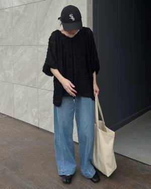 美人見えを狙うなら？ 大人きれいな【Vネックトップス】がいいかも♡