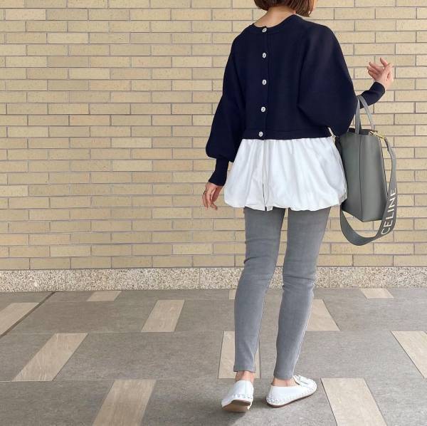 後ろ姿までオシャレ♡ 今季は【バックデザイントップス】に注目！