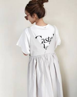 後ろ姿までオシャレ♡ 今季は【バックデザイントップス】に注目！