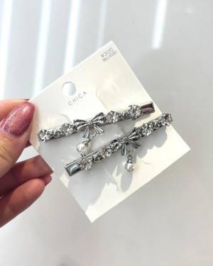 《素材違いで集めたい♡》コーデが一気におしゃ見え！【リボンアクセ】