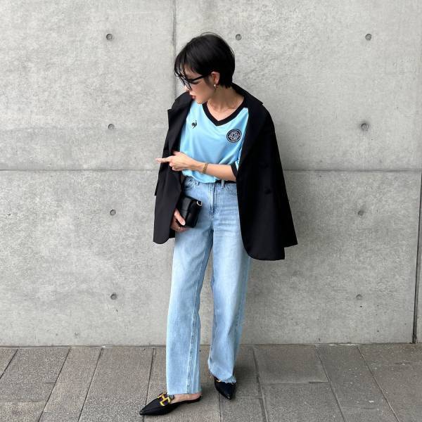 今年こそ試したいッ！【ユニフォームトップス】を使った「最旬コーデ」って？